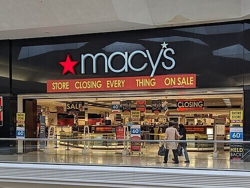 Macy's in Lakeforest Mall