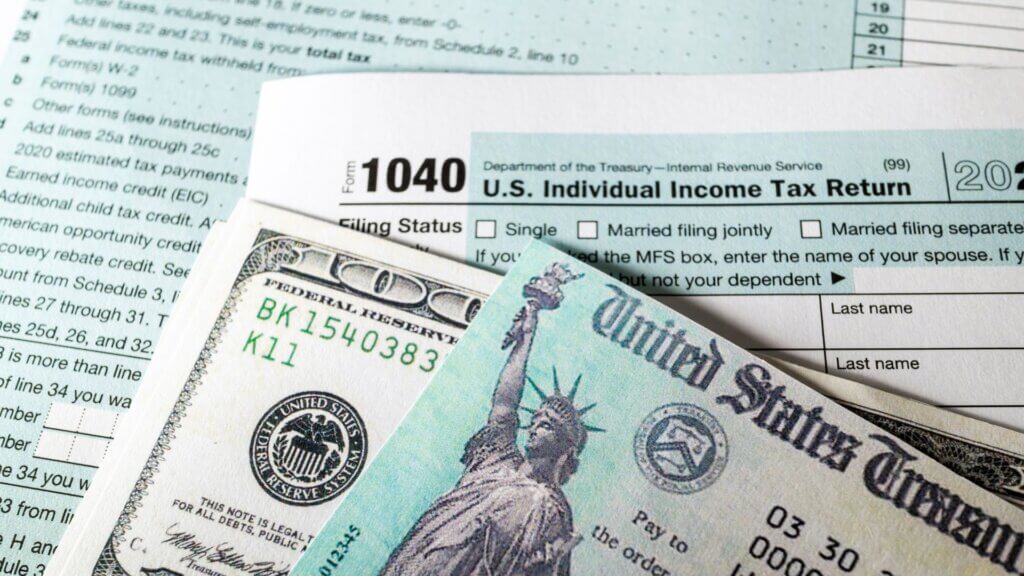 Stimulus economic tax return check and and 1040 Form
