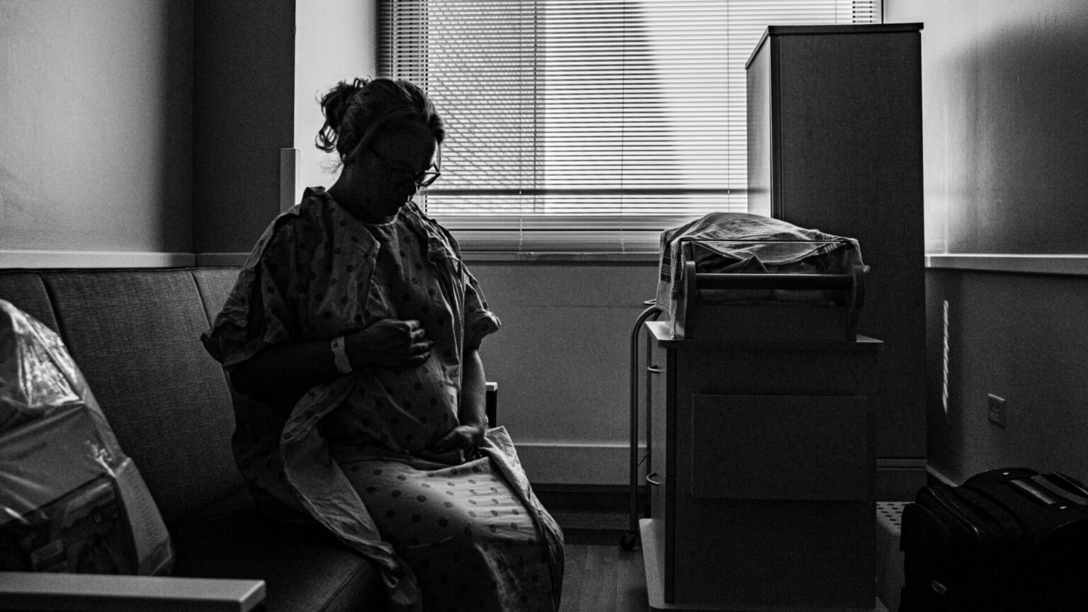 Woman, 74, Gets Pregnant as Doctors Debate ‘Limits’ Despite Long-Standing Medical Guidelines