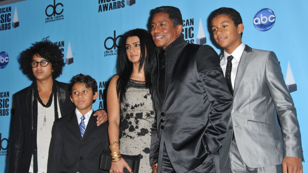 Michael Jackson family reunited.