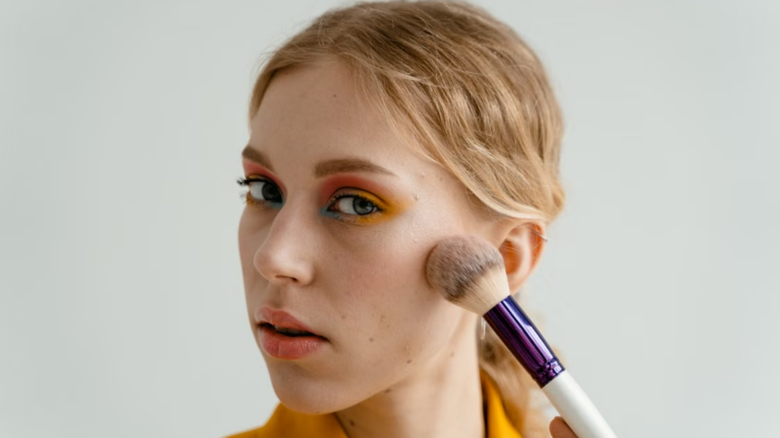 Round Face? This Viral Blush Trend Could Make Your Features Look More Sculpted