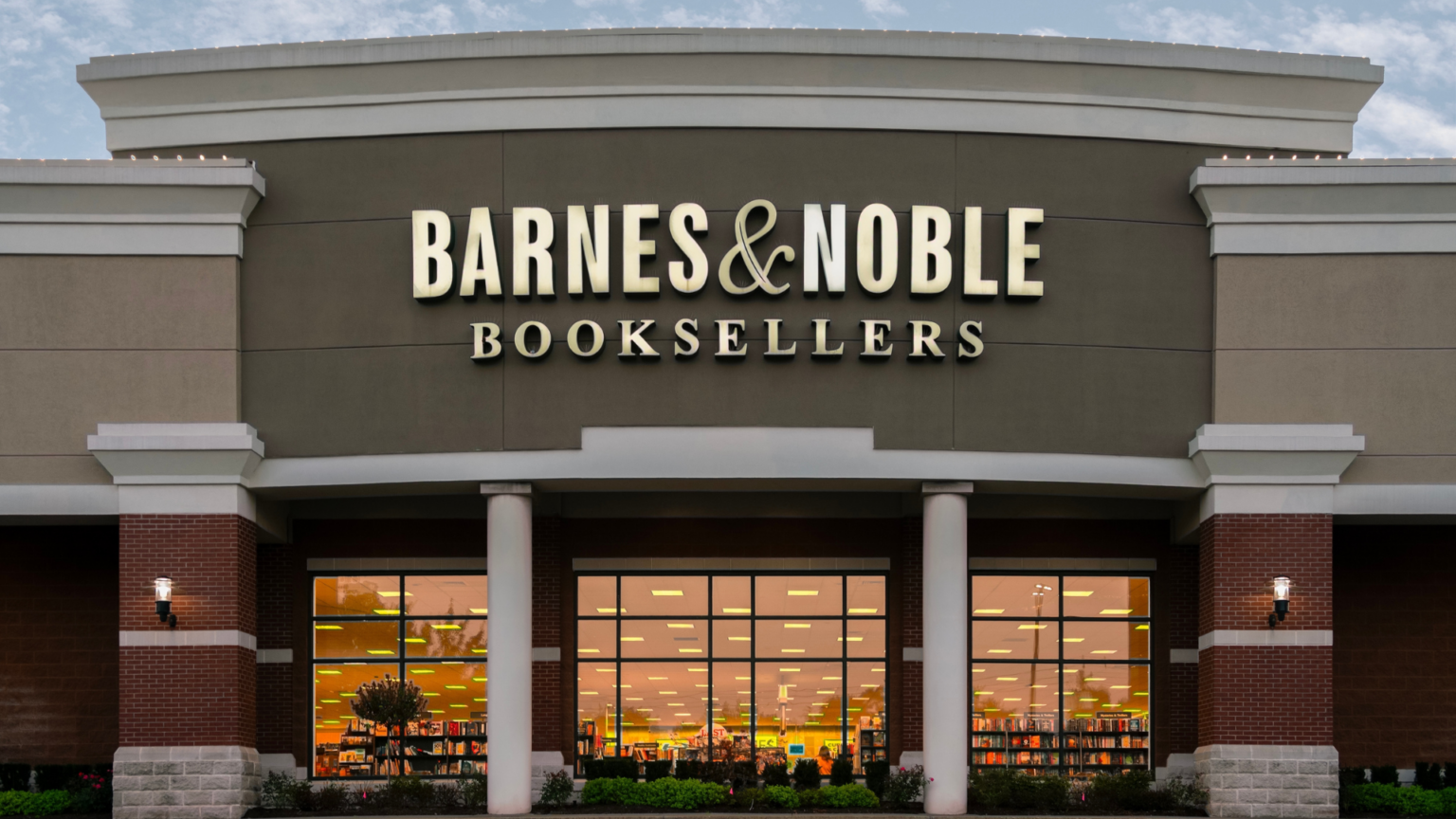 Is Your Barnes & Noble Closing? Here Are the Locations Shutting Down in 2026
