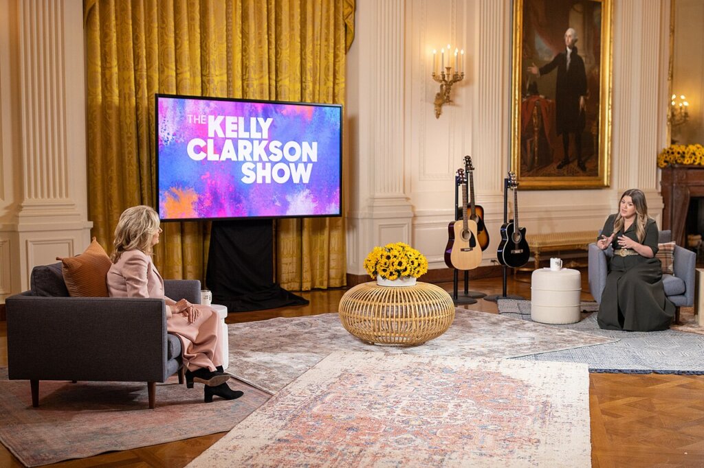 Kelly Clarkson speaks with Jill Biden during an episode of The Kelly Clarkson Show.